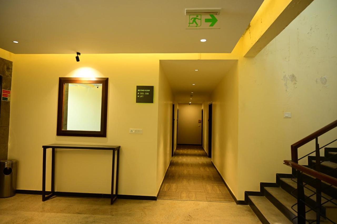 Sterling Keys By Tgi Hotel Bangalore Exterior photo