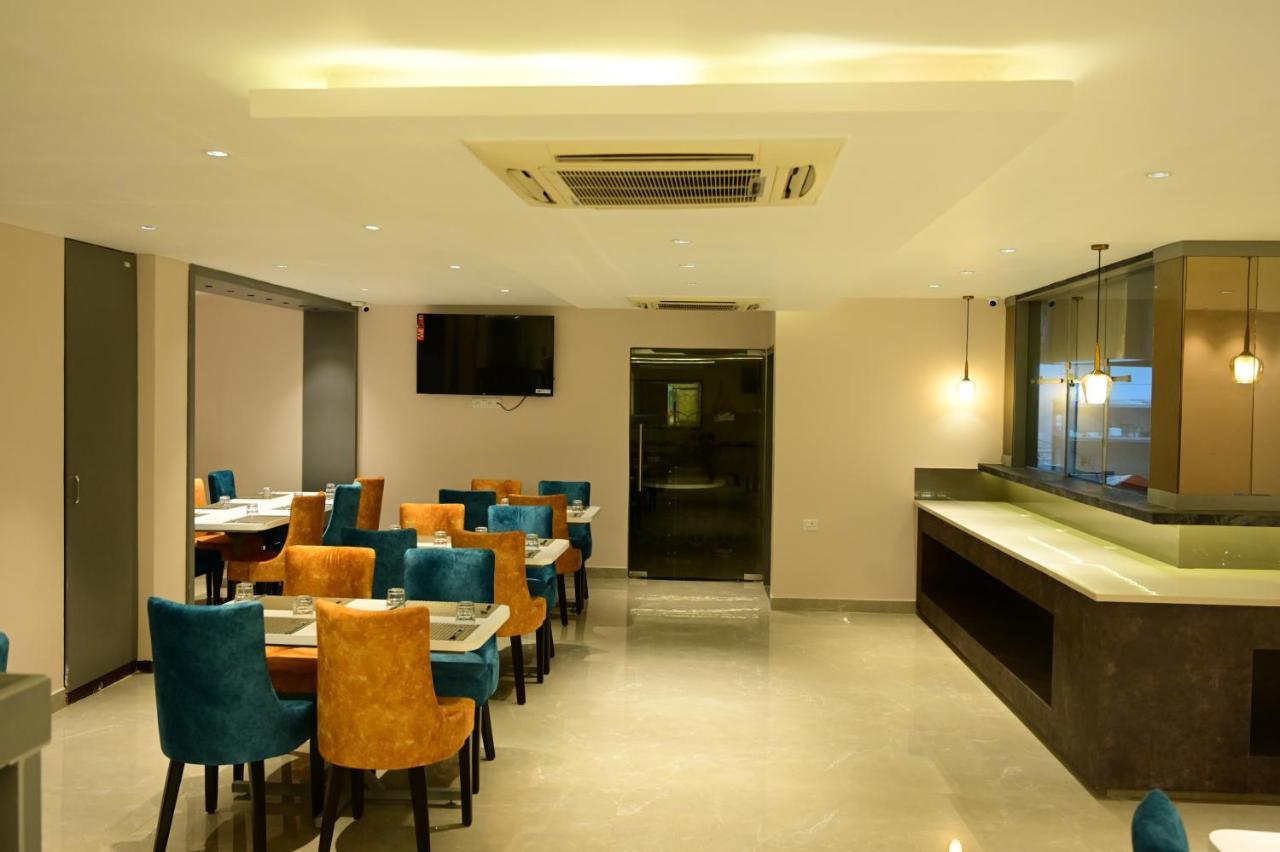 Sterling Keys By Tgi Hotel Bangalore Exterior photo