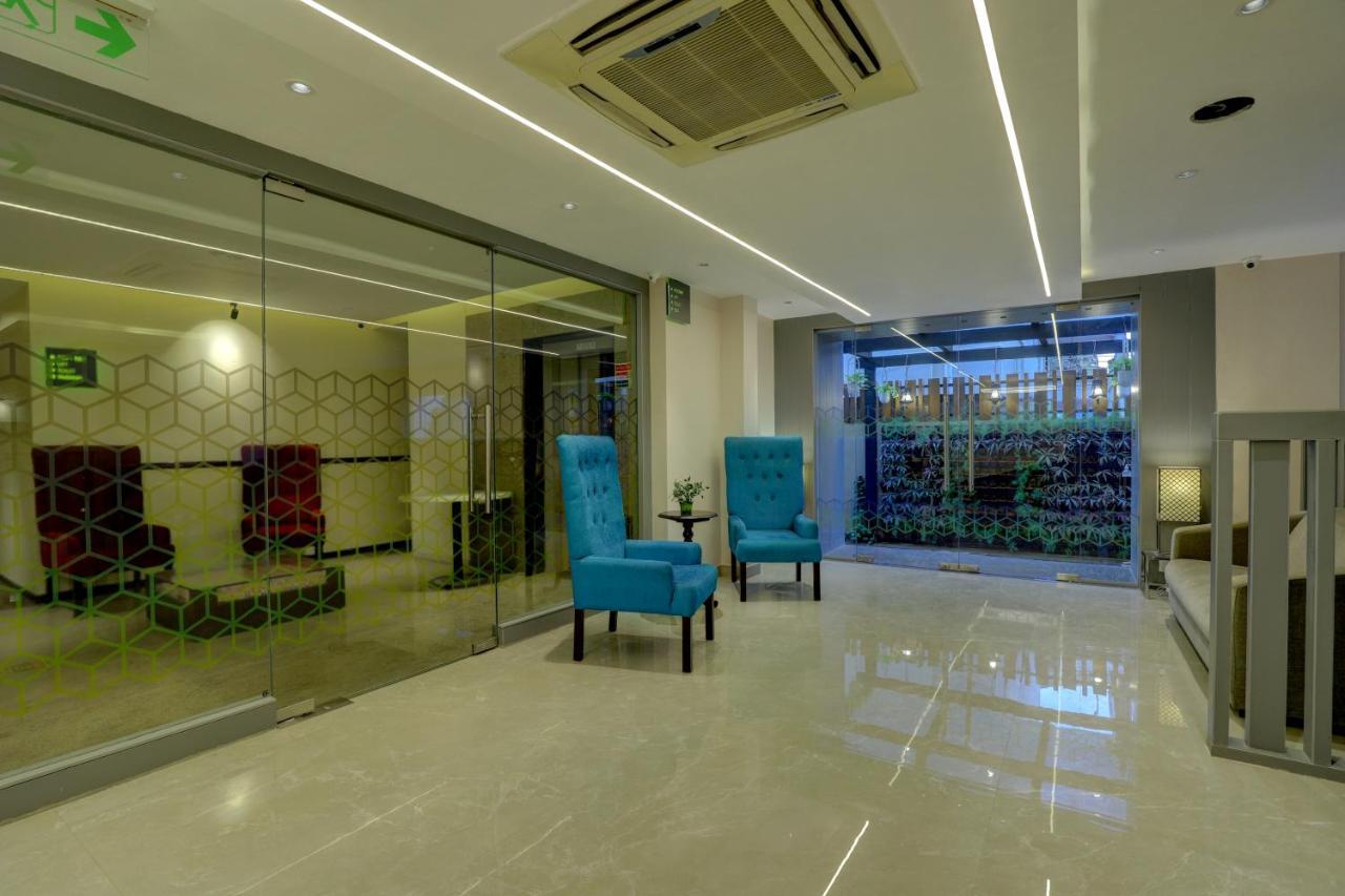 Sterling Keys By Tgi Hotel Bangalore Exterior photo